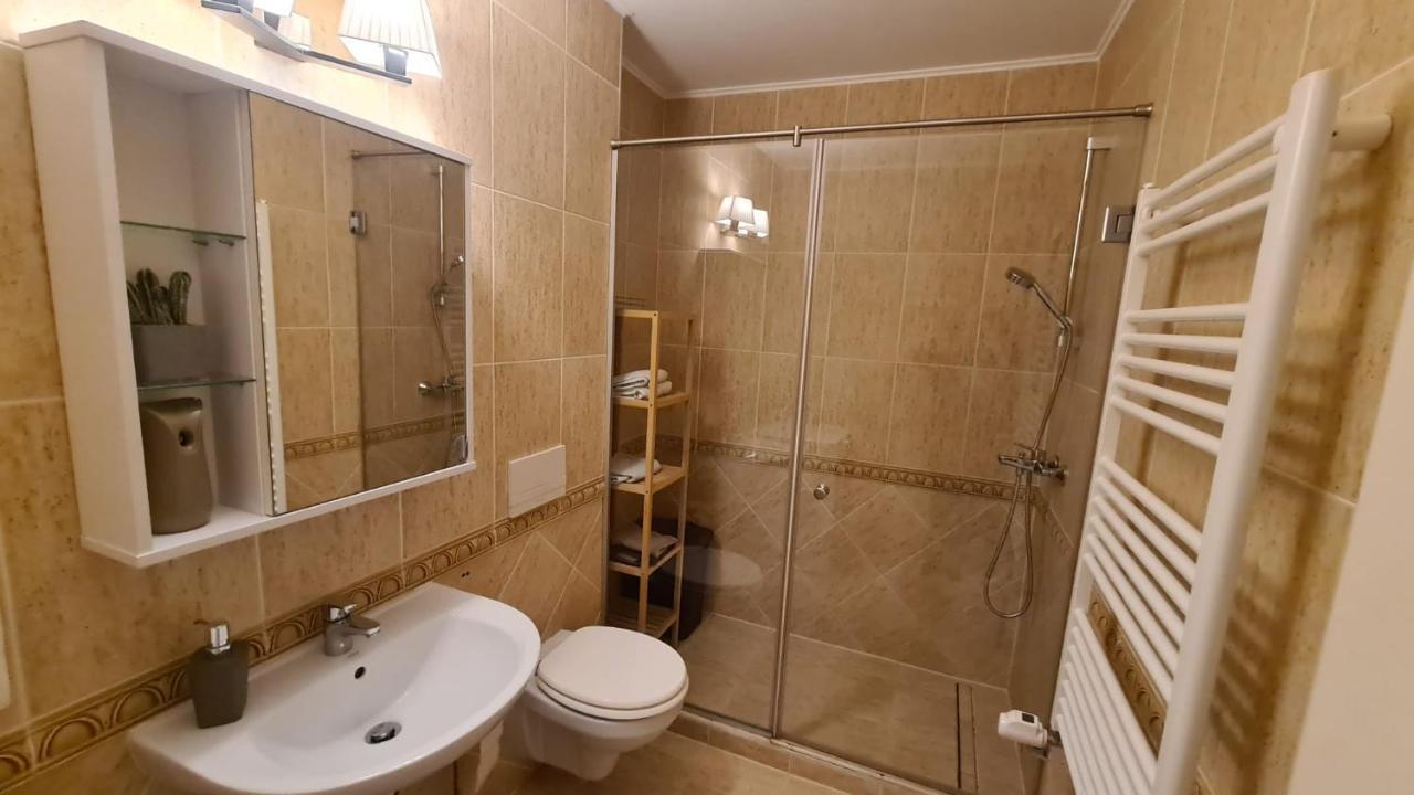 Apartament Mirubias *